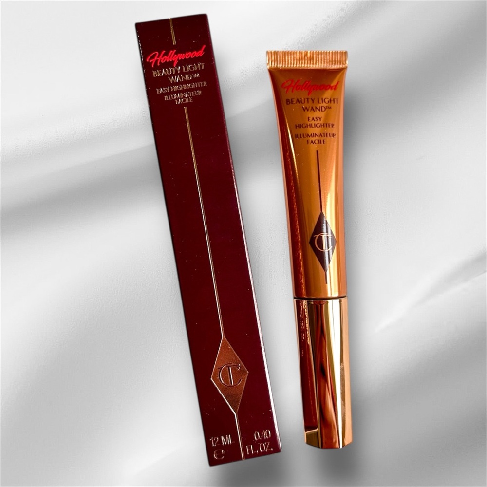 Charlotte Tilbury Beauty Light Wand in Spotlight Shimmery Champagne New in Box
